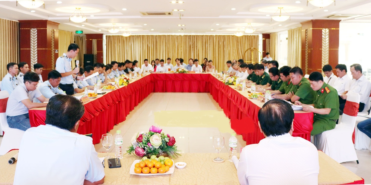 Các đại biểu tham dự hội thảo